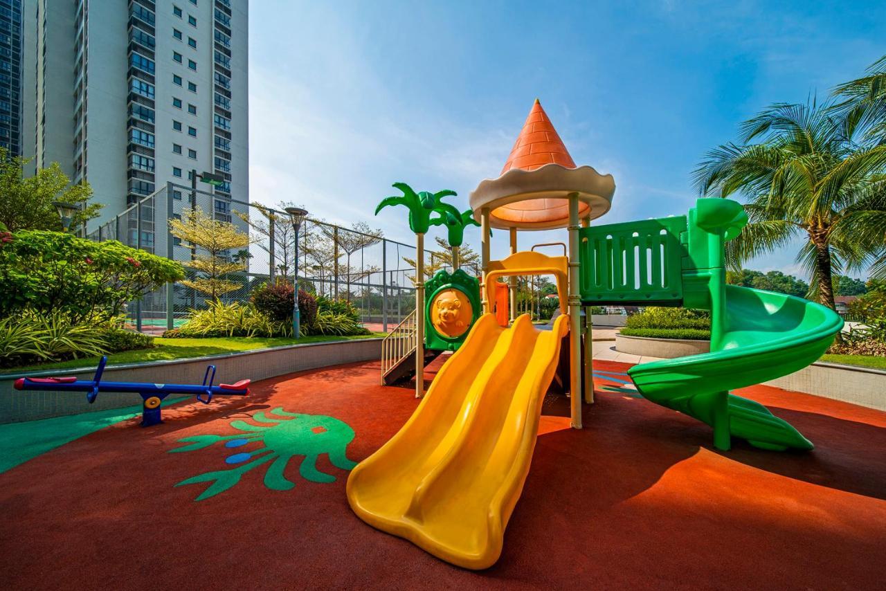 Seafront Country Garden Danga Bay By Lions Bay Apartment Johor Bahru Exterior photo