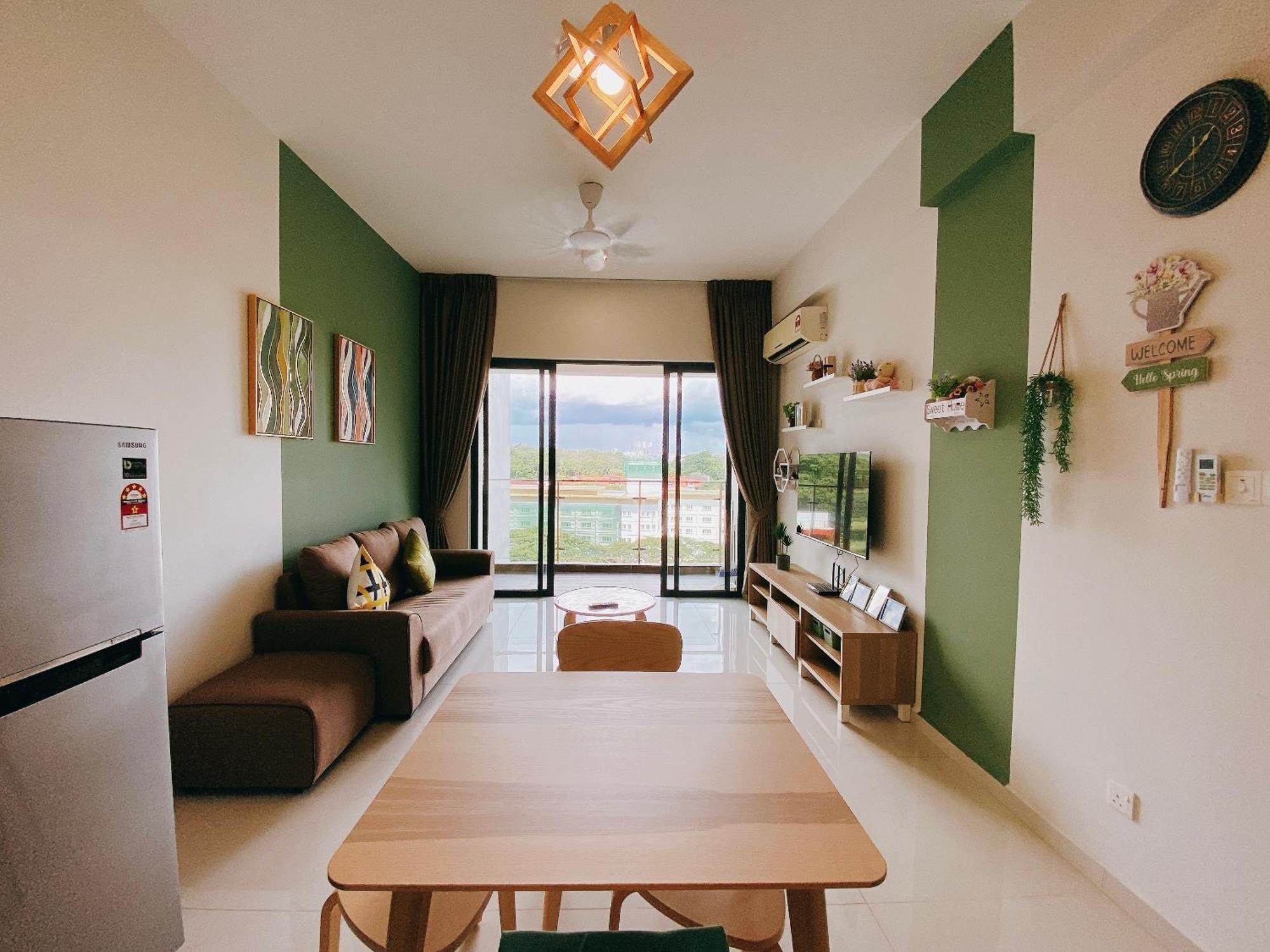 Seafront Country Garden Danga Bay By Lions Bay Apartment Johor Bahru Room photo